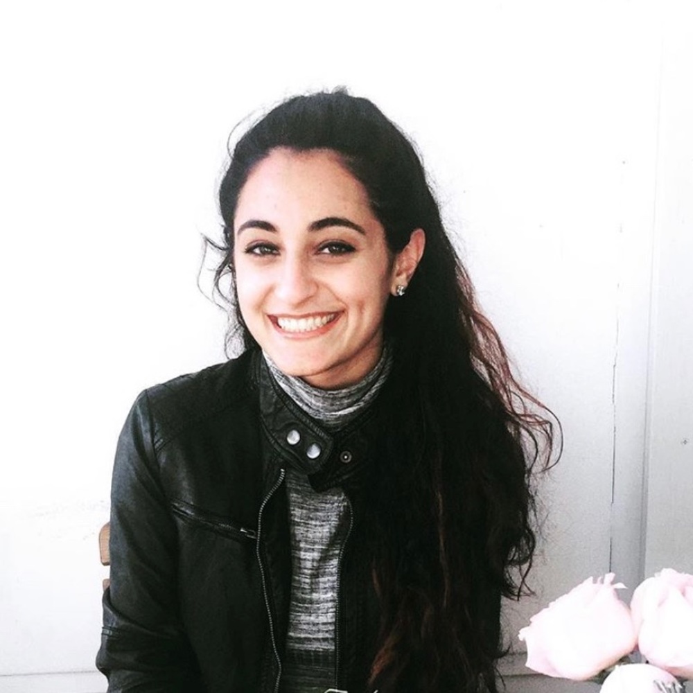 Meet your Posher, Dalia